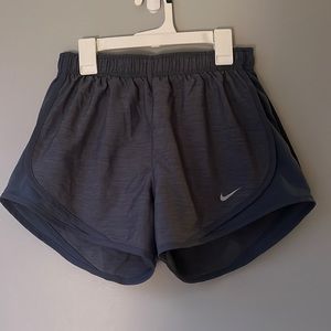 NIKE Women’s Tempo Dry Fit shorts